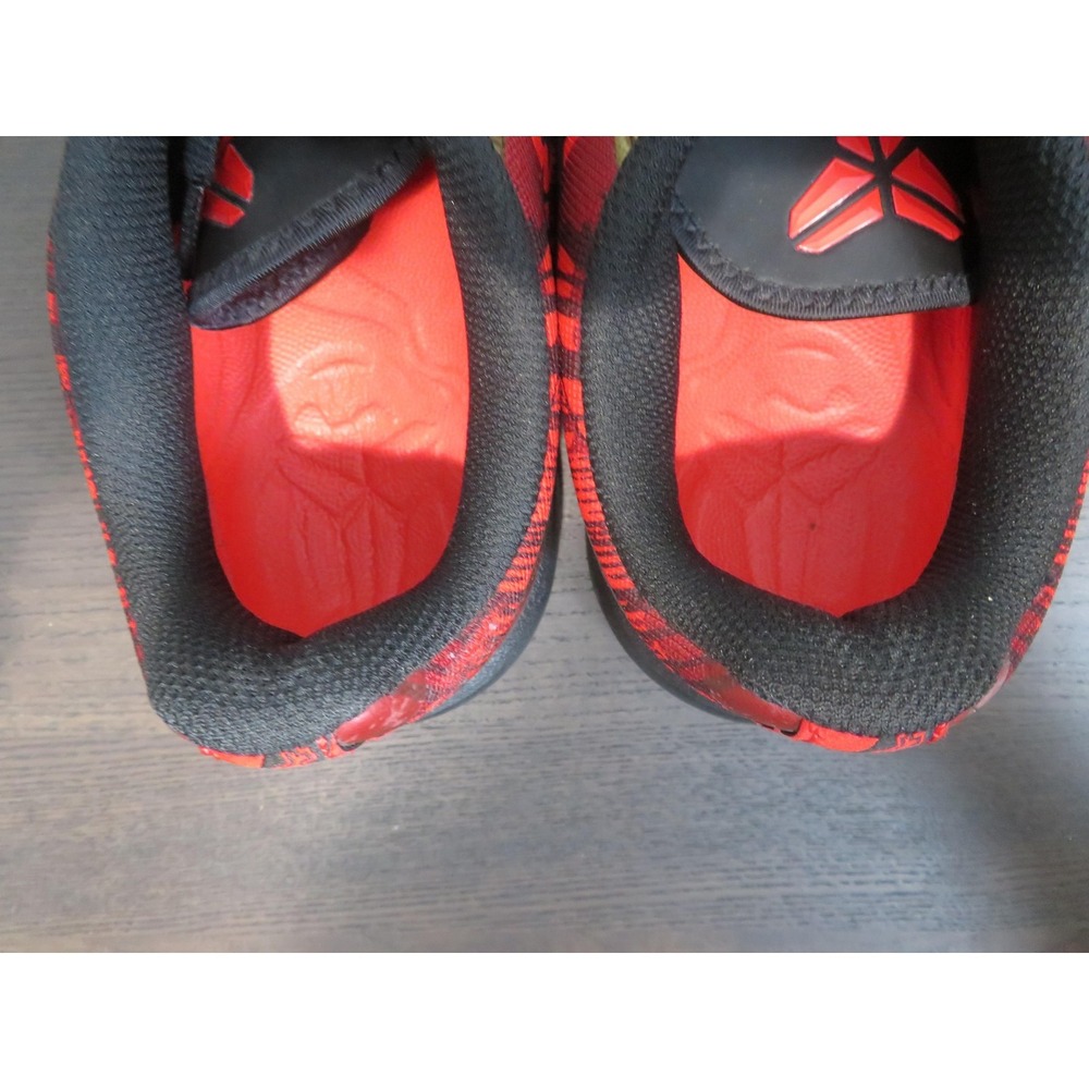 Nike Kobe Mentality Shoes Mens 11 Iron Man Red Gold Gym Sneakers 704942-008 - Picture 6 of 10